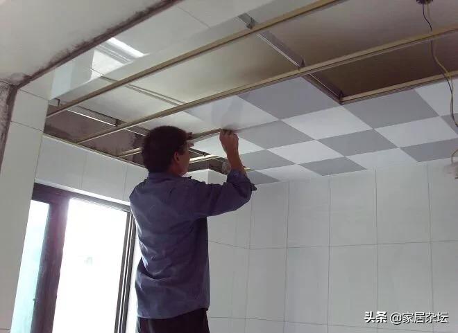 吊顶一般用什么材料比较好-木工模板吊顶材料哪种好？