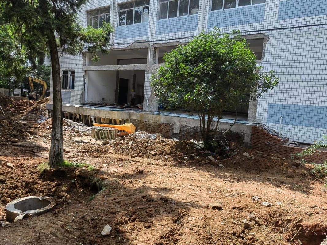 设计图纸有问题怎么办-进场前当工程图纸有问题的时候怎么和甲方联系?