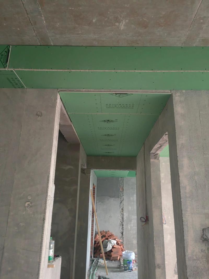 装修 吊顶 价格一般多少合适-求教各位内行人士,我想重新装修卫生间的吊顶拆了重装,仅仅是拆吊顶重装,大概需要多少钱几天时间?