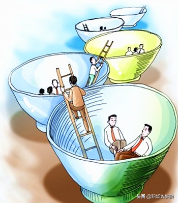 无设计不装修可以吗-现代装修似乎开始流行一股风潮,客厅无主灯的设计,你喜欢吗? 无设计不装修可以吗-现代装修似乎开始流行一股风潮,客厅无主灯的设计,你喜欢吗?