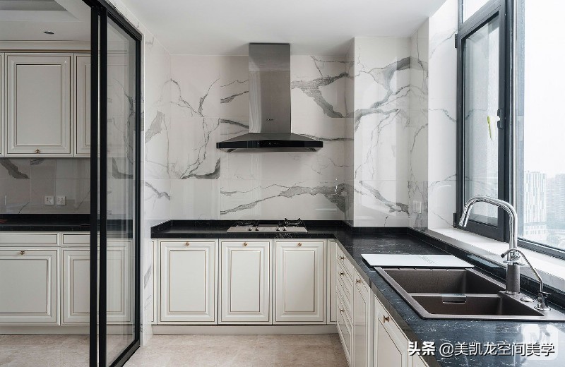 大宅装修效果图-农村的两层小别墅怎么装修好?客厅全屋贴瓷砖,电视背景墙该怎么设计? 大宅装修效果图-农村的两层小别墅怎么装修好?客厅全屋贴瓷砖,电视背景墙该怎么设计?