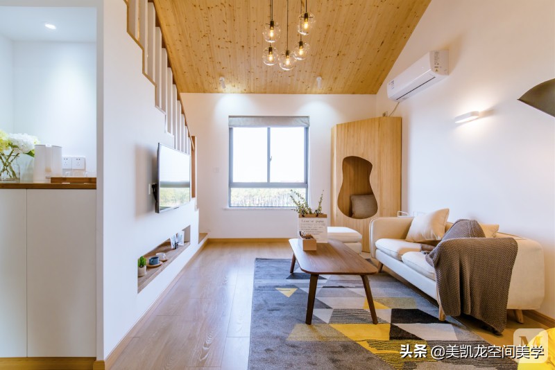 大宅装修效果图-农村的两层小别墅怎么装修好?客厅全屋贴瓷砖,电视背景墙该怎么设计? 大宅装修效果图-农村的两层小别墅怎么装修好?客厅全屋贴瓷砖,电视背景墙该怎么设计?