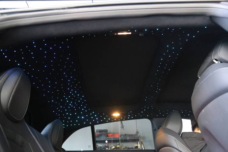 天棚吊顶材料有哪些-汽车内饰顶棚什么材质的好?