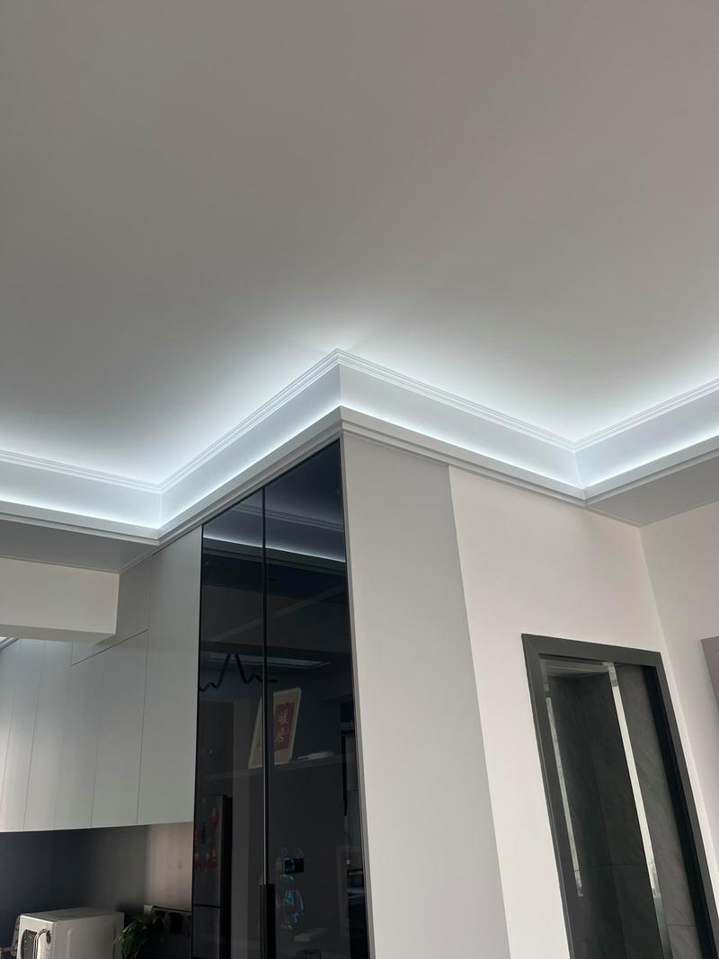 客厅吊顶用什么材料最耐用-客厅吊顶用什么线型灯?