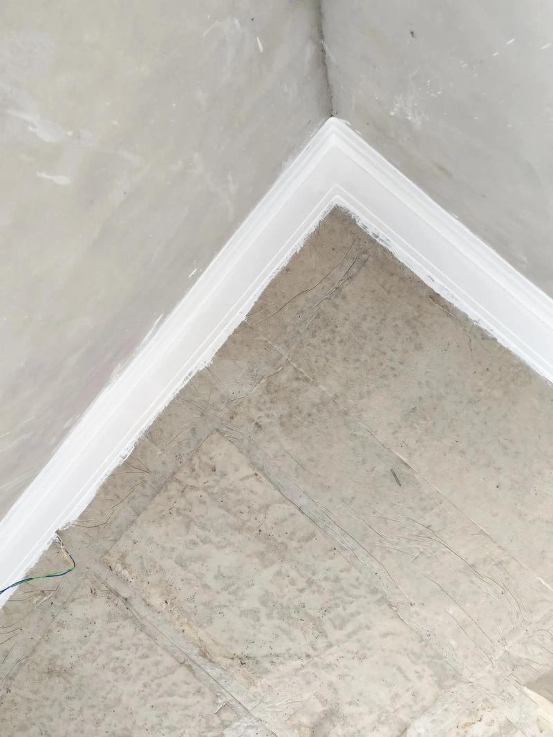 双眼皮好看还是石膏线好看?-贴石膏线还是贴双眼皮好?