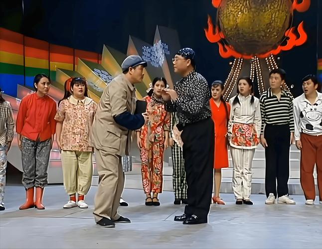 巩汉林小品集锦-小品《走四方》里巩汉林唱“您看这道菜群英荟萃,要您老八十一点都不贵…”根据什么歌改编?